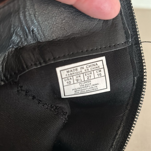 Michael Kors Girls Boots - Picture 2 of 5